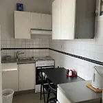 M & M Apartment *