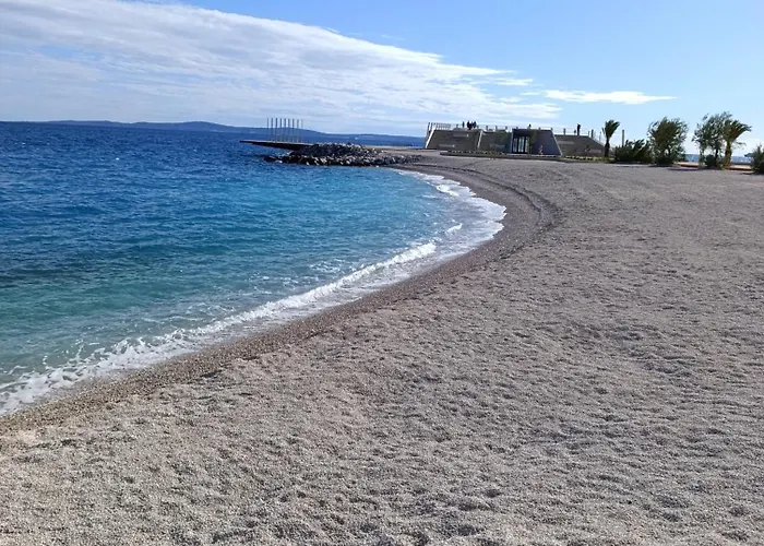 M & M Apartment Split